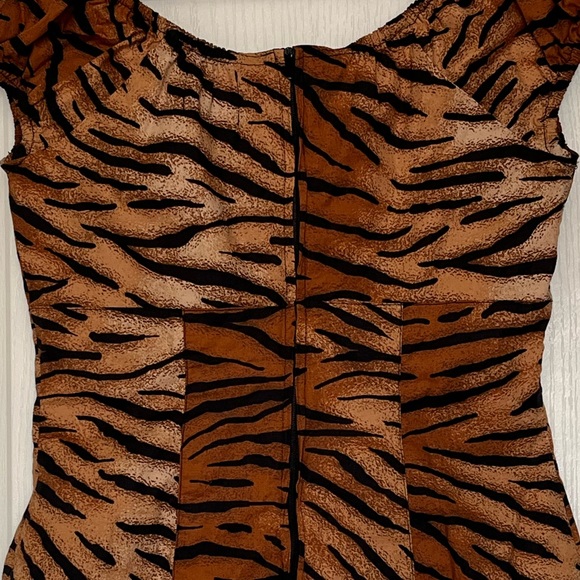 Hell Bunny Tora Tiger Print Rockabilly Pinup Retro Y2K Cottagecore Vintage Style - Picture 5 of 10